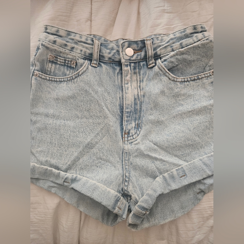 Size 2 SHEIN Light Wash Denim Jean Shorts